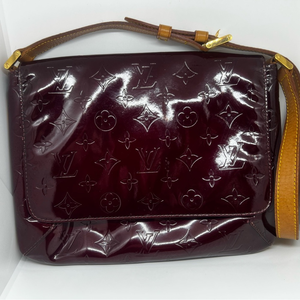 Louis Vuitton Epi Leather “Thompson” Shoulder Bag